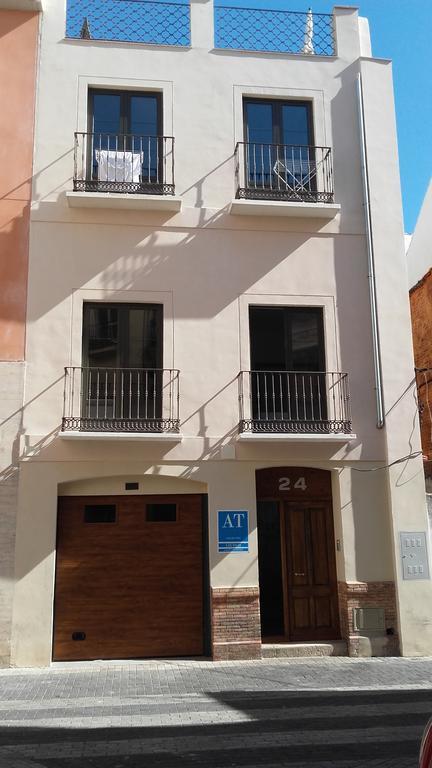 Malaga Apartamentos - Nuno Gomez, 24 ภายนอก รูปภาพ