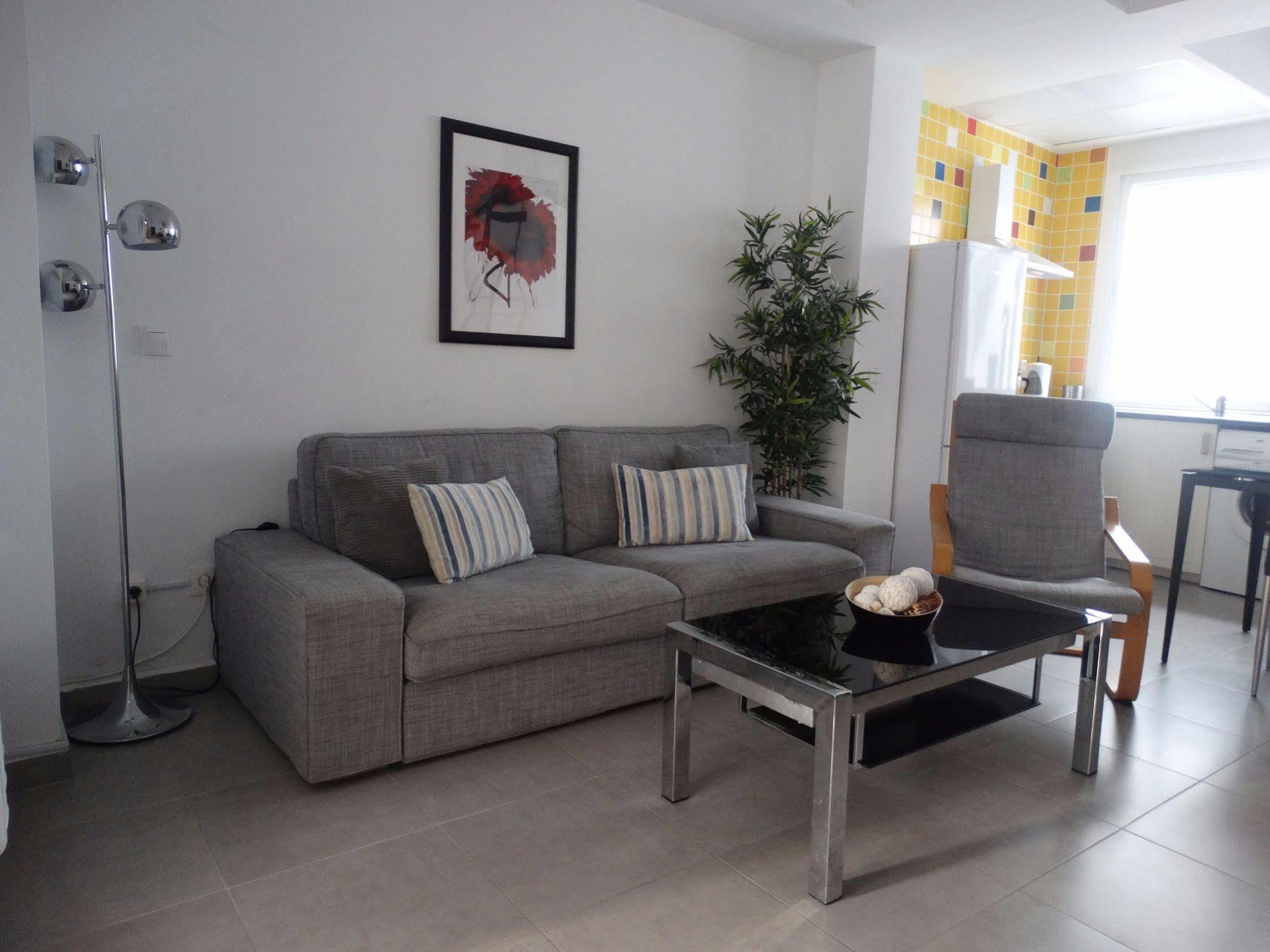Malaga Apartamentos - Nuno Gomez, 24 ภายนอก รูปภาพ